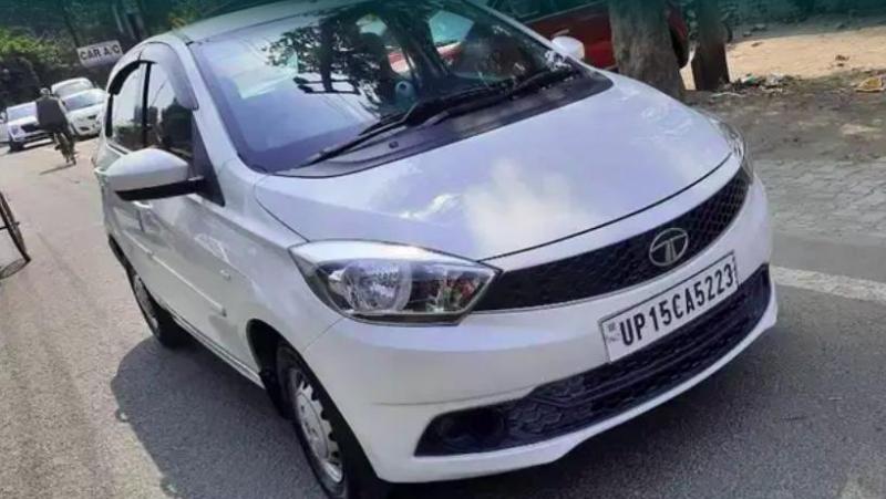 Tata Tiago Revotron XM 2016
