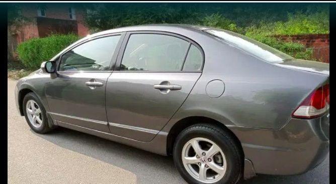 Honda Civic 1.8V MT 2010