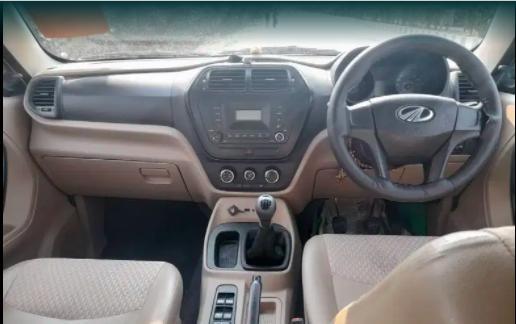 Mahindra TUV300 T6 Plus 2017