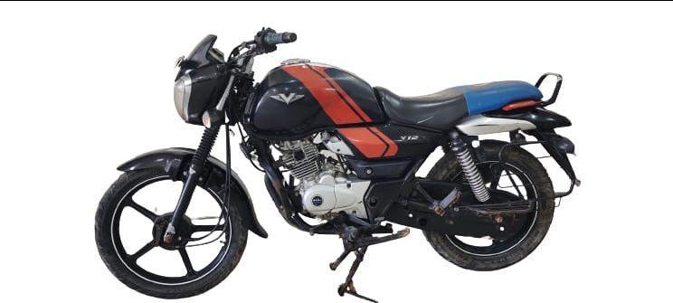 Bajaj V12 125cc 2017