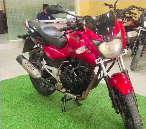 Bajaj Pulsar 150cc 2010