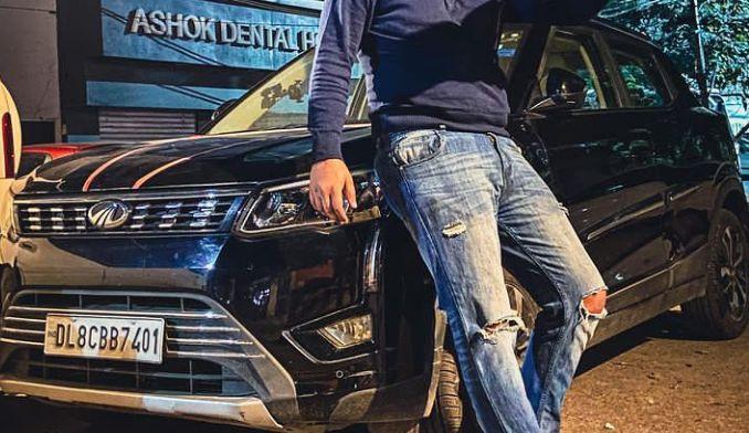 Mahindra XUV300 W8 (O) Petrol BS6 2021