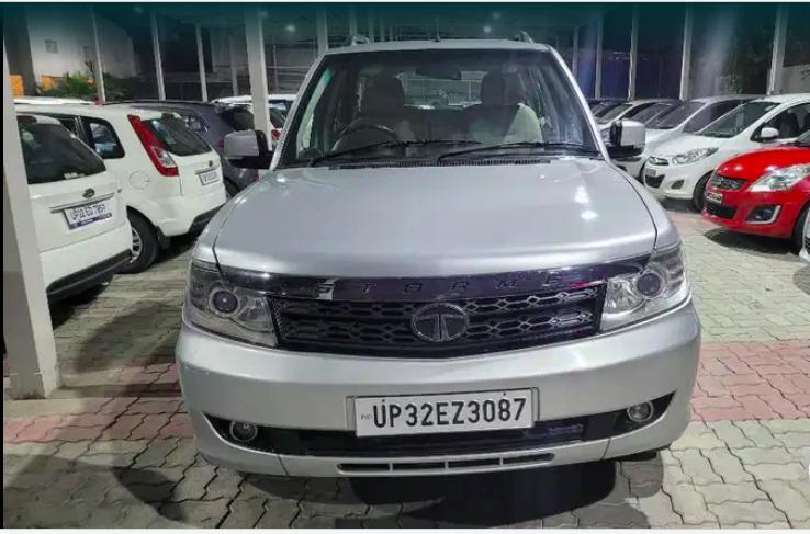 Tata Safari Storme EX 2013