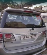 Toyota Fortuner 3.0 4x2 MT 2014