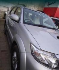 Toyota Fortuner 3.0 4x2 MT 2014