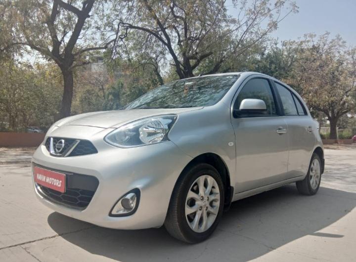 Nissan Micra XV CVT 2015