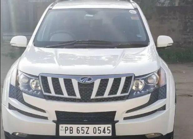 Mahindra XUV500 W8 2014