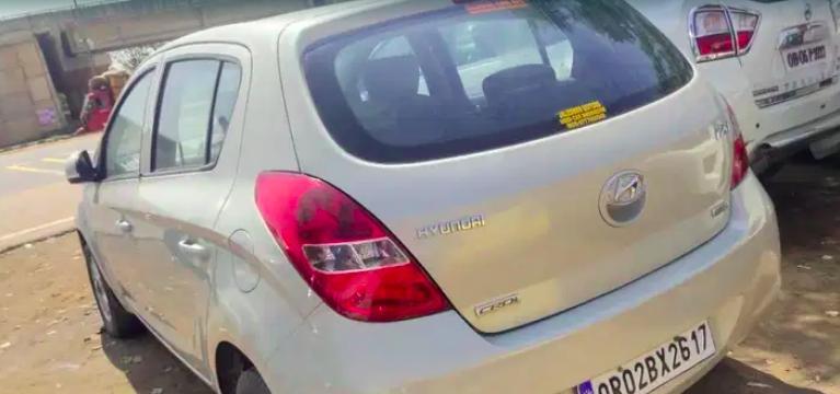 Hyundai i20 Sportz 1.4 CRDi 2012