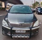 Toyota Innova 2.5 G 8 STR BS IV 2012