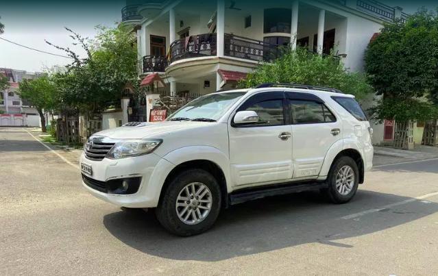 Toyota Fortuner 2.8 4x2 AT 2014