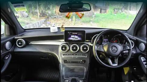 Mercedes-Benz GLC 220 D 4MATIC 2019