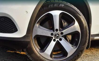 Mercedes-Benz GLC 220 D 4MATIC 2019