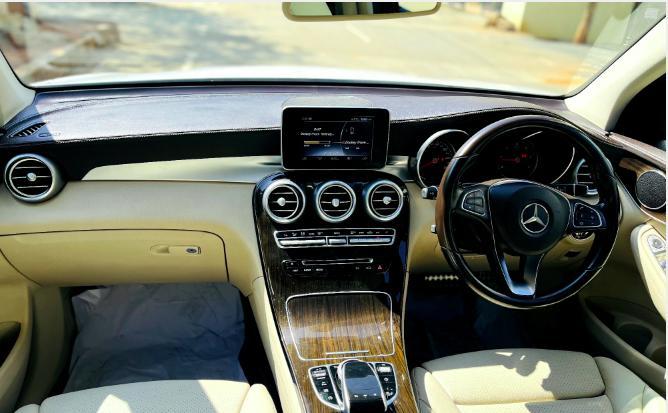 Mercedes-Benz GLC 220d 4MATIC Sport 2016