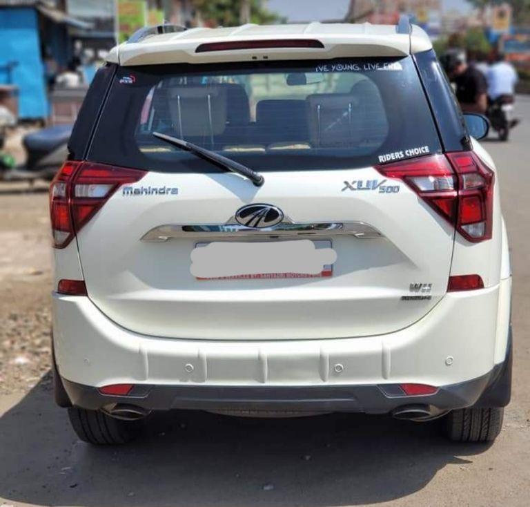 Mahindra XUV500 W11 AT 2018