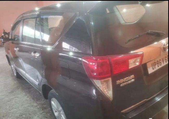 Toyota Innova Crysta 2.8 GX 7 Seater 2016