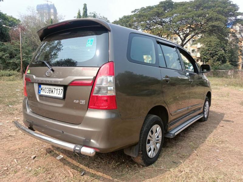 Toyota Innova 2.5 G 2015