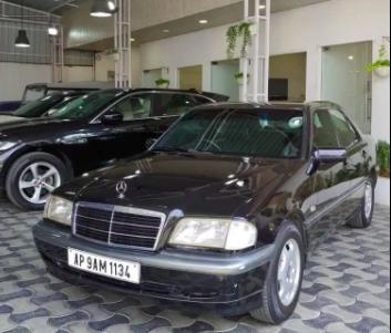 Mercedes-Benz C-Class 200 CGI 2002
