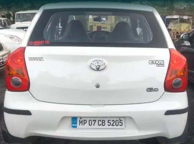 Toyota Etios GD 2013