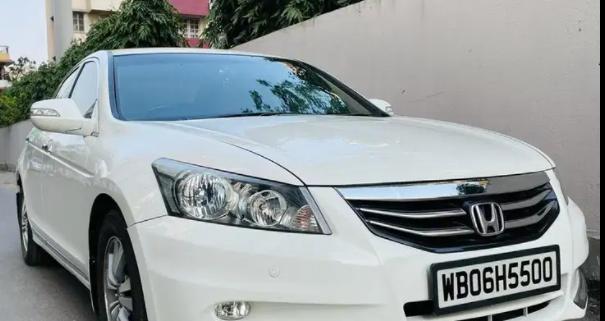 Honda Accord 2.4 AT 2011
