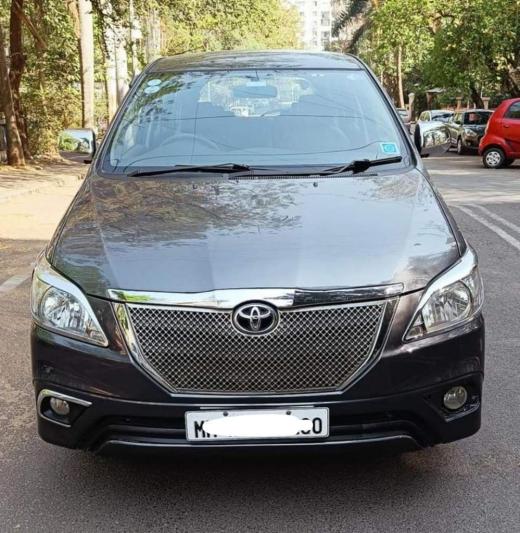 Toyota Innova 2.5 G 2015