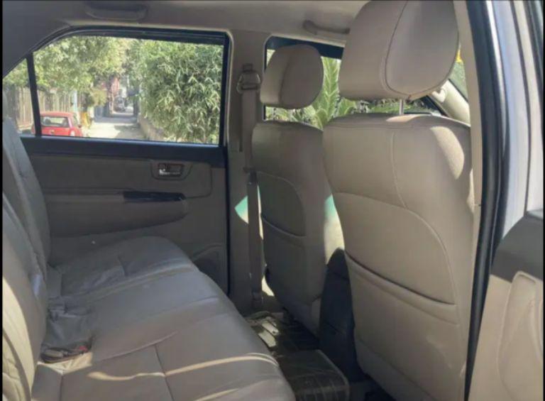 Toyota Fortuner 3.0 4x2 MT 2014