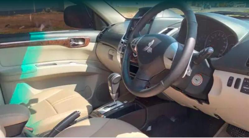 Mitsubishi Pajero Sport 4X2 AT 2015