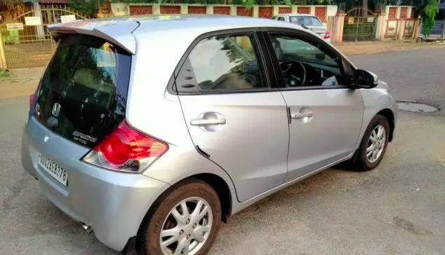 Honda Brio VX (O) MT 2016