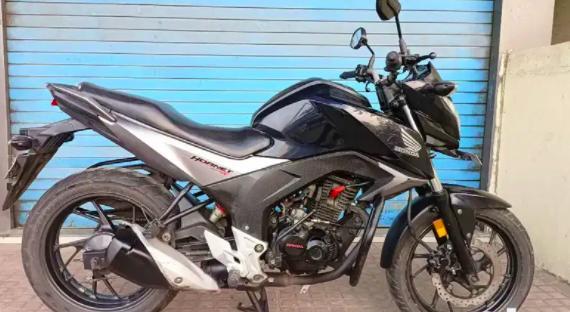 Honda CB Hornet 160R CBS 2016