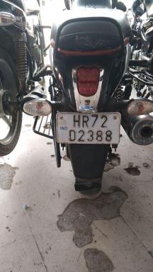 Bajaj V12 125cc 2017