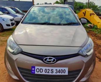 Hyundai i20 Sportz 1.4 CRDi 2015