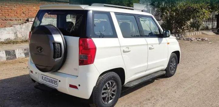 Mahindra TUV300 T10 2019