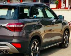 Hyundai Alcazar Signature 6 STR 1.5 Diesel Dual Tone 2021