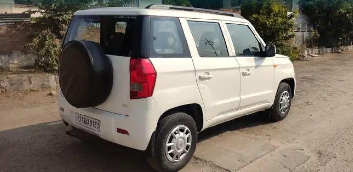 Mahindra TUV300 T6 Plus 2016