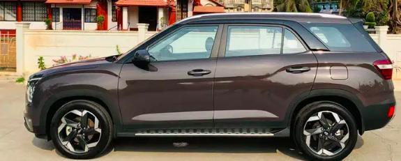 Hyundai Alcazar Signature 6 STR 1.5 Diesel Dual Tone 2021