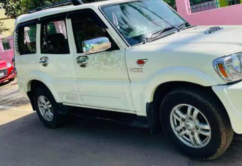 Mahindra Scorpio VLX 2WD 2014