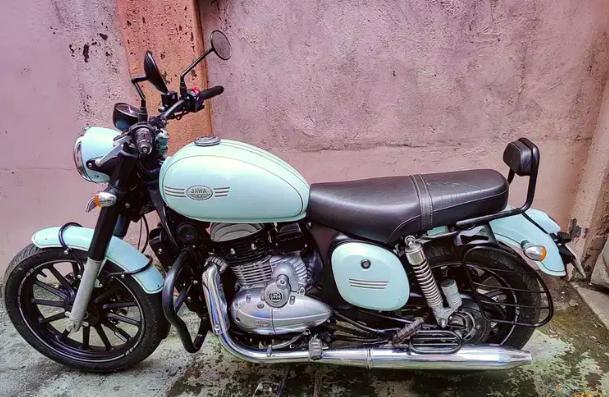 Jawa Forty Two 295CC ABS BS6 2021