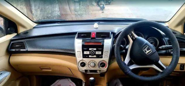 Honda City V i-VTEC 2011