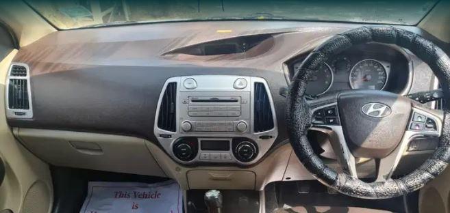 Hyundai i20 Sportz 1.2 2012