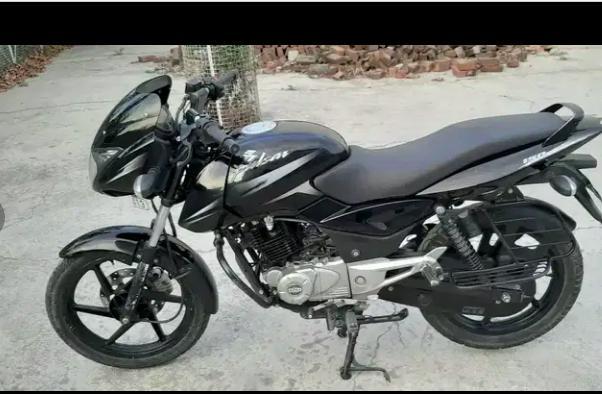 Bajaj Pulsar 150cc 2016