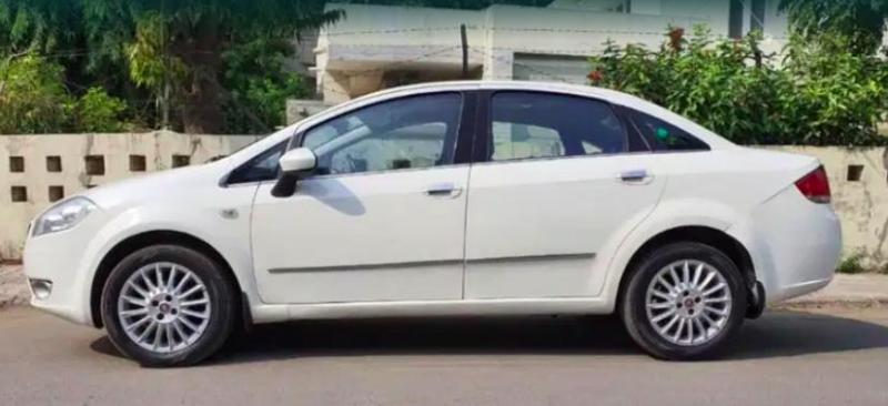 Fiat Linea Emotion Multijet 1.3 2012