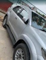 Toyota Fortuner 3.0 4X4 MT 2012