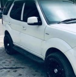 Tata Safari Storme EX 2015