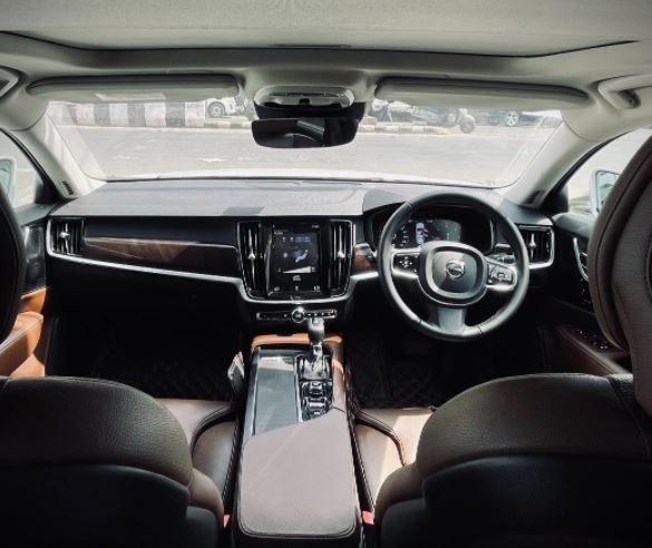 Volvo S90 Momentum D4 2019