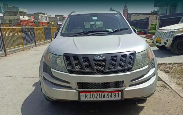 Mahindra XUV500 W8 4WD 2014