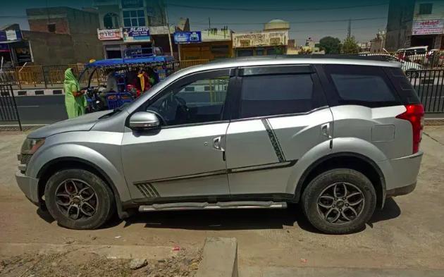 Mahindra XUV500 W8 4WD 2014