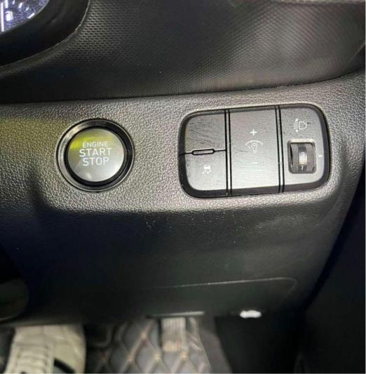 Hyundai Venue S 1.2 Petrol 2022