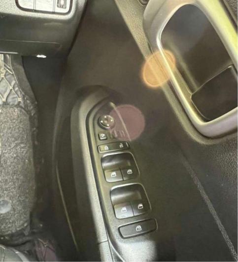 Hyundai Venue S 1.2 Petrol 2022