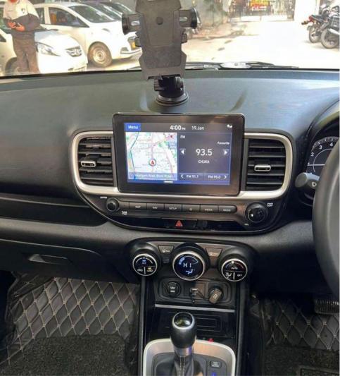 Hyundai Venue S 1.2 Petrol 2022