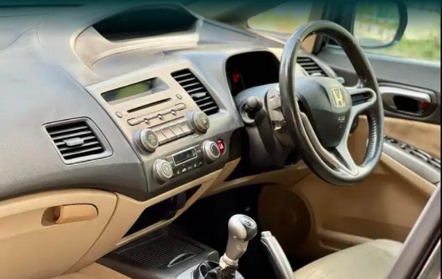 Honda Civic 1.8V MT 2011