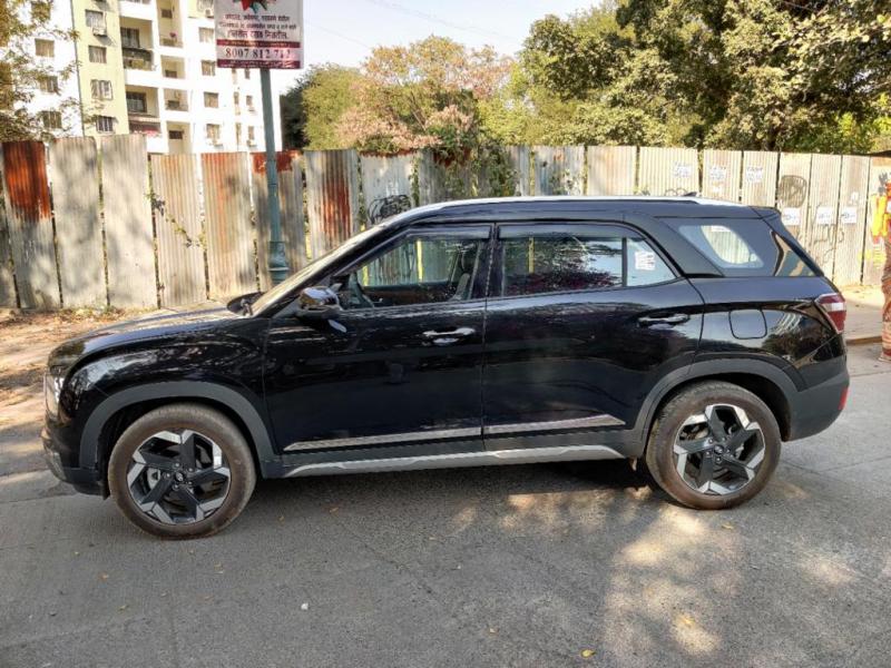 Hyundai Alcazar Signature 6 STR 2.0 Petrol 2021